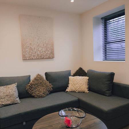 Luxurious Apartment In St Albans Exterior photo